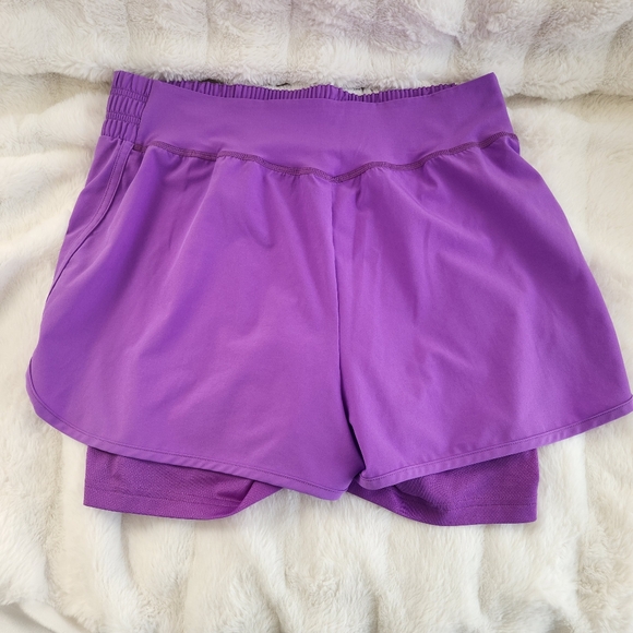 PULSE MID RISE SHORTS - Picture 4 of 5